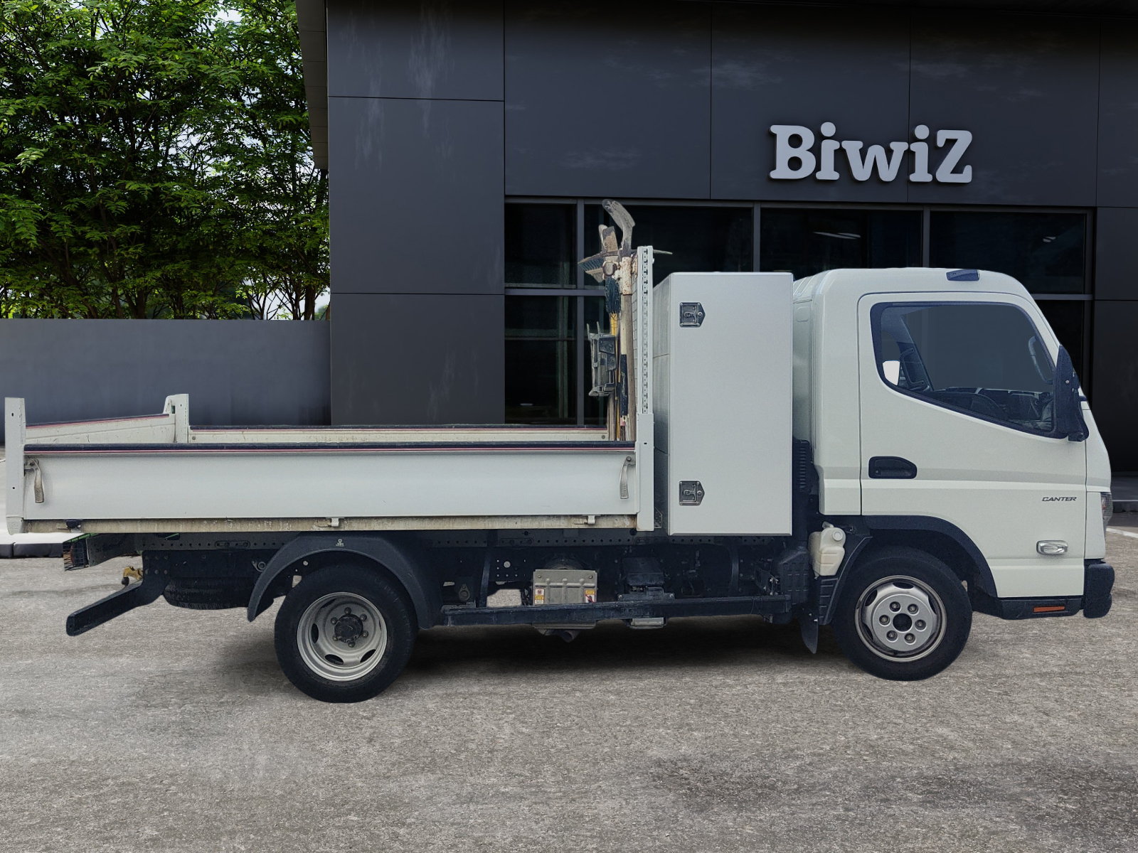 Mitsubishi Canter 5