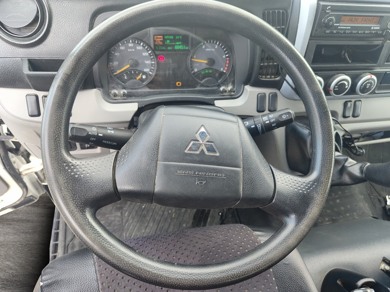 Mitsubishi Canter 15