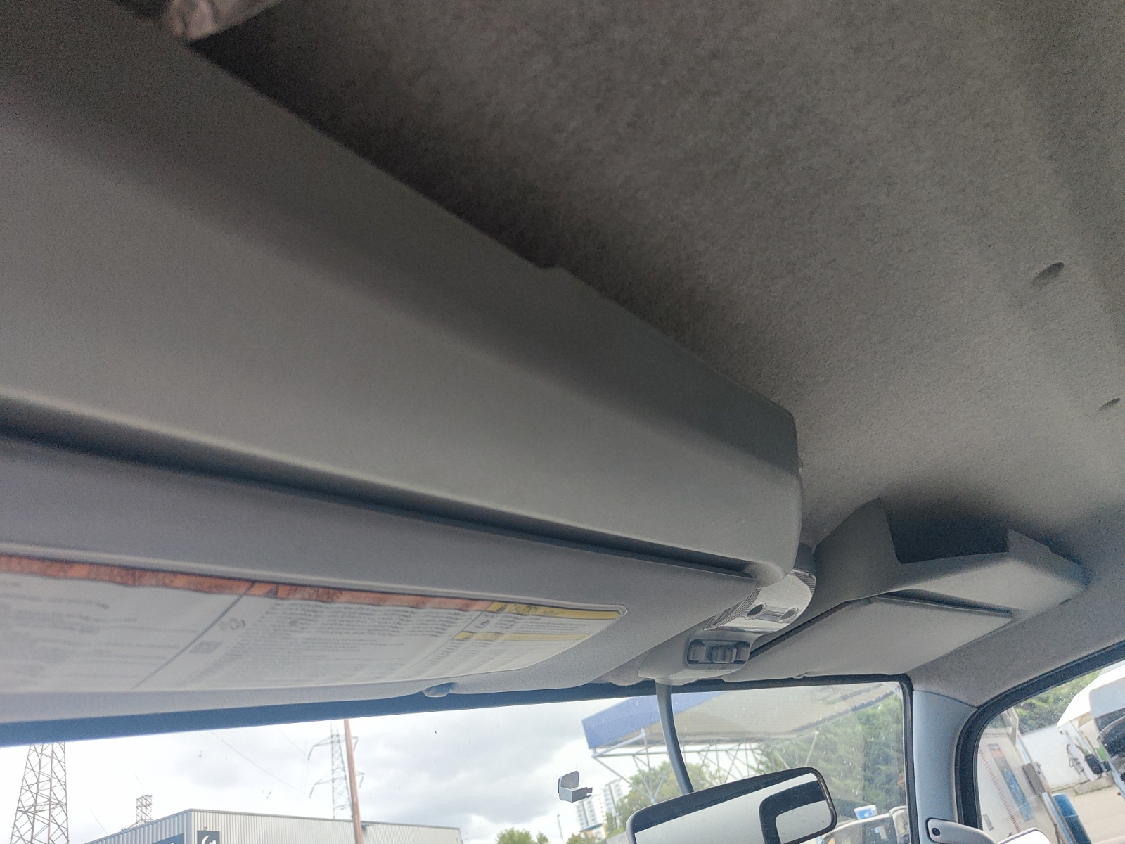 Mitsubishi Canter 24