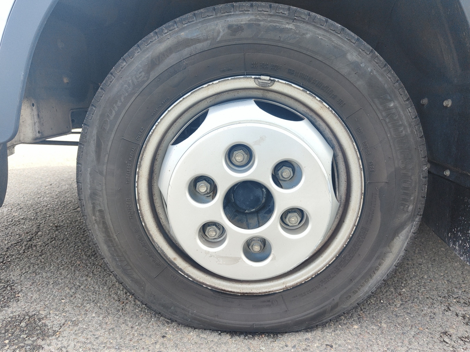 Mitsubishi Canter 31