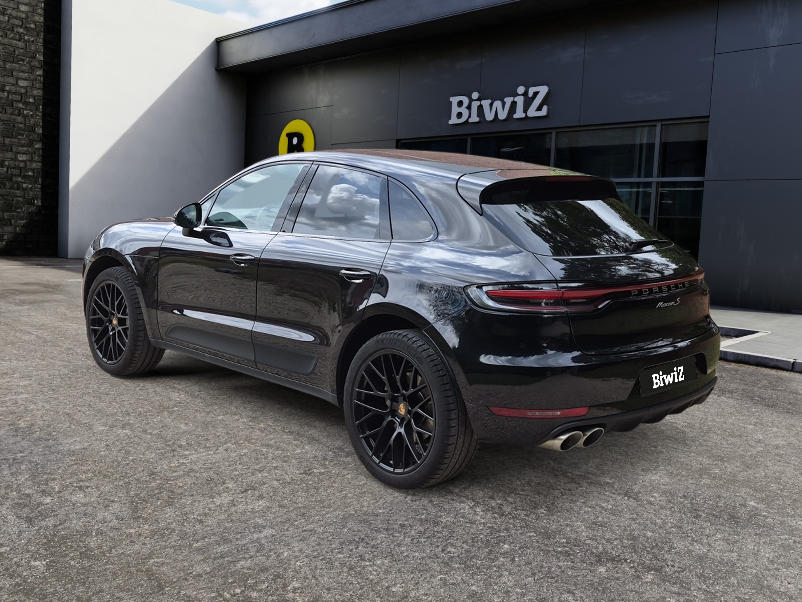 Porsche Macan 2