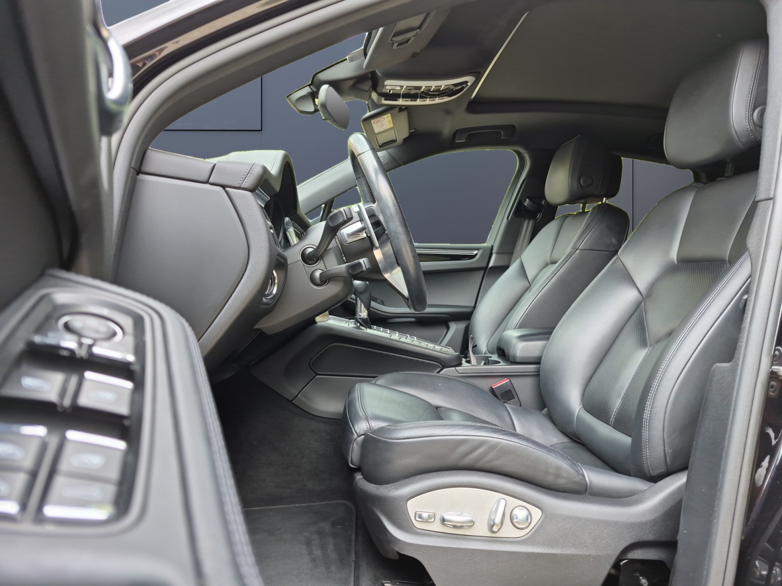 Porsche Macan 7