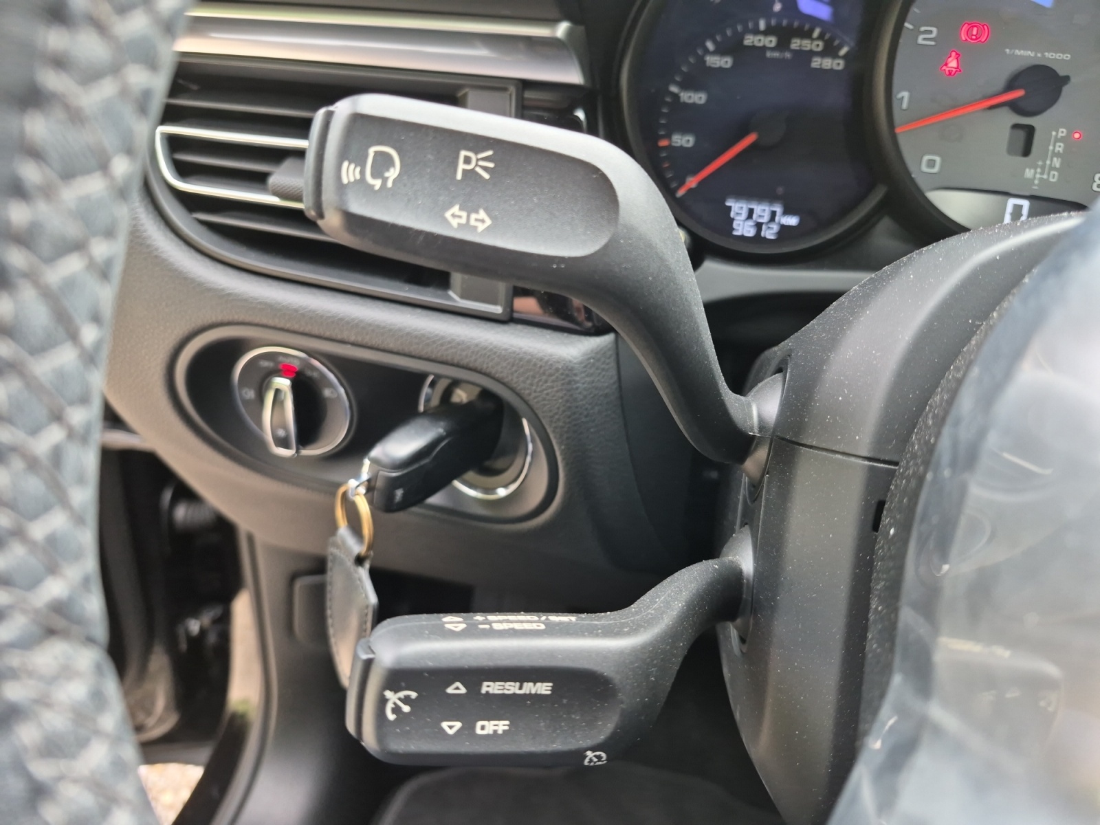 Porsche Macan 10