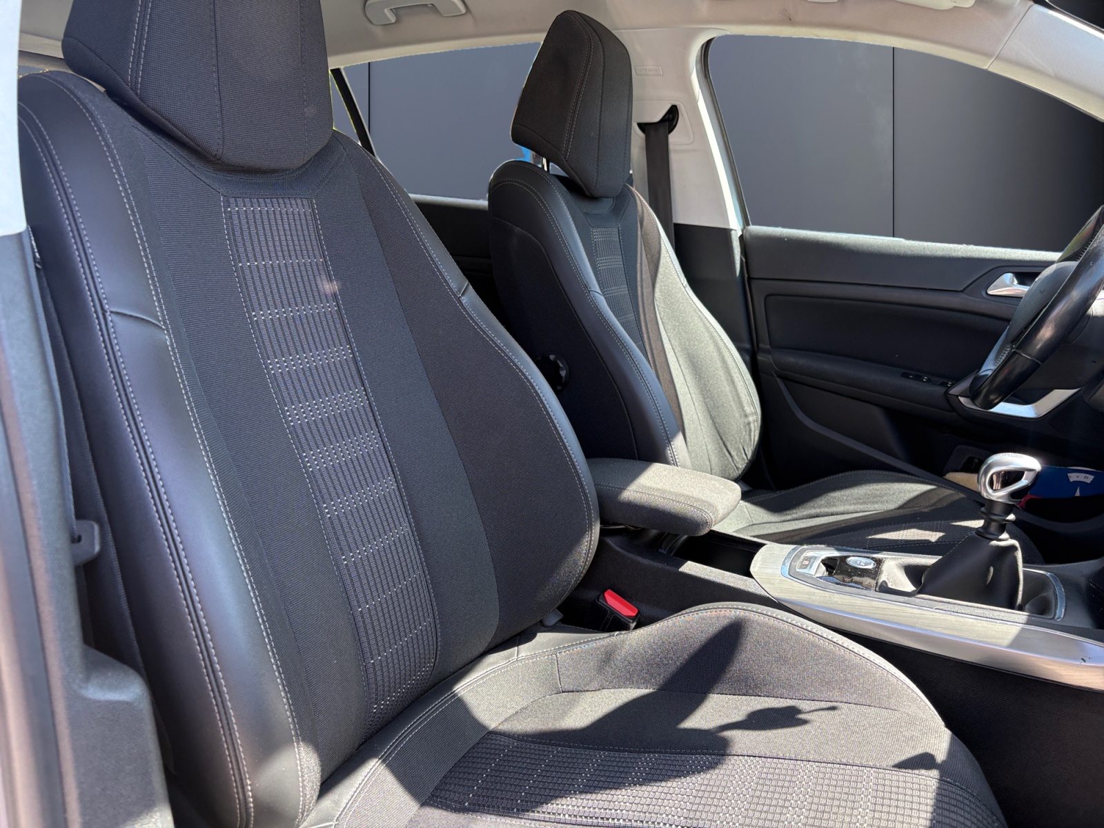 Peugeot 308 13