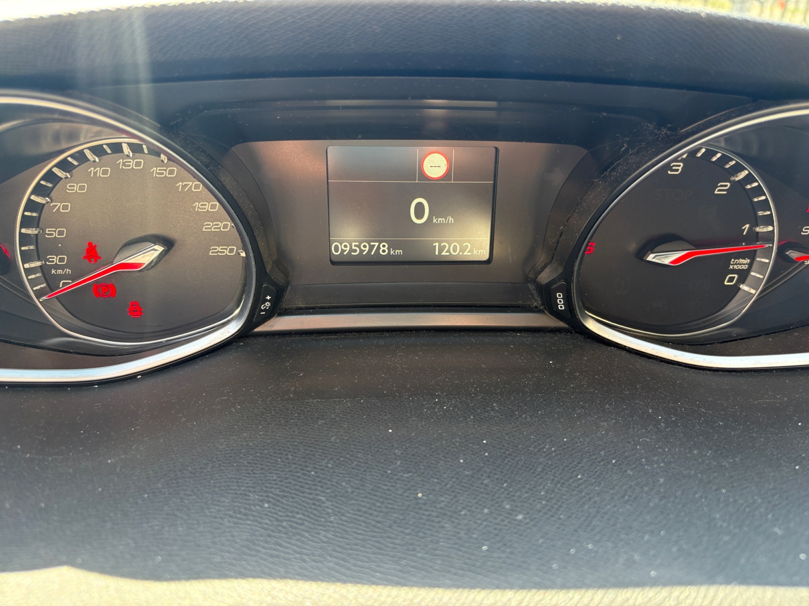 Peugeot 308 16