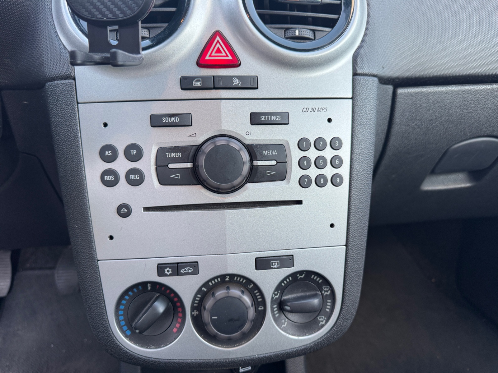 Opel Corsa 23