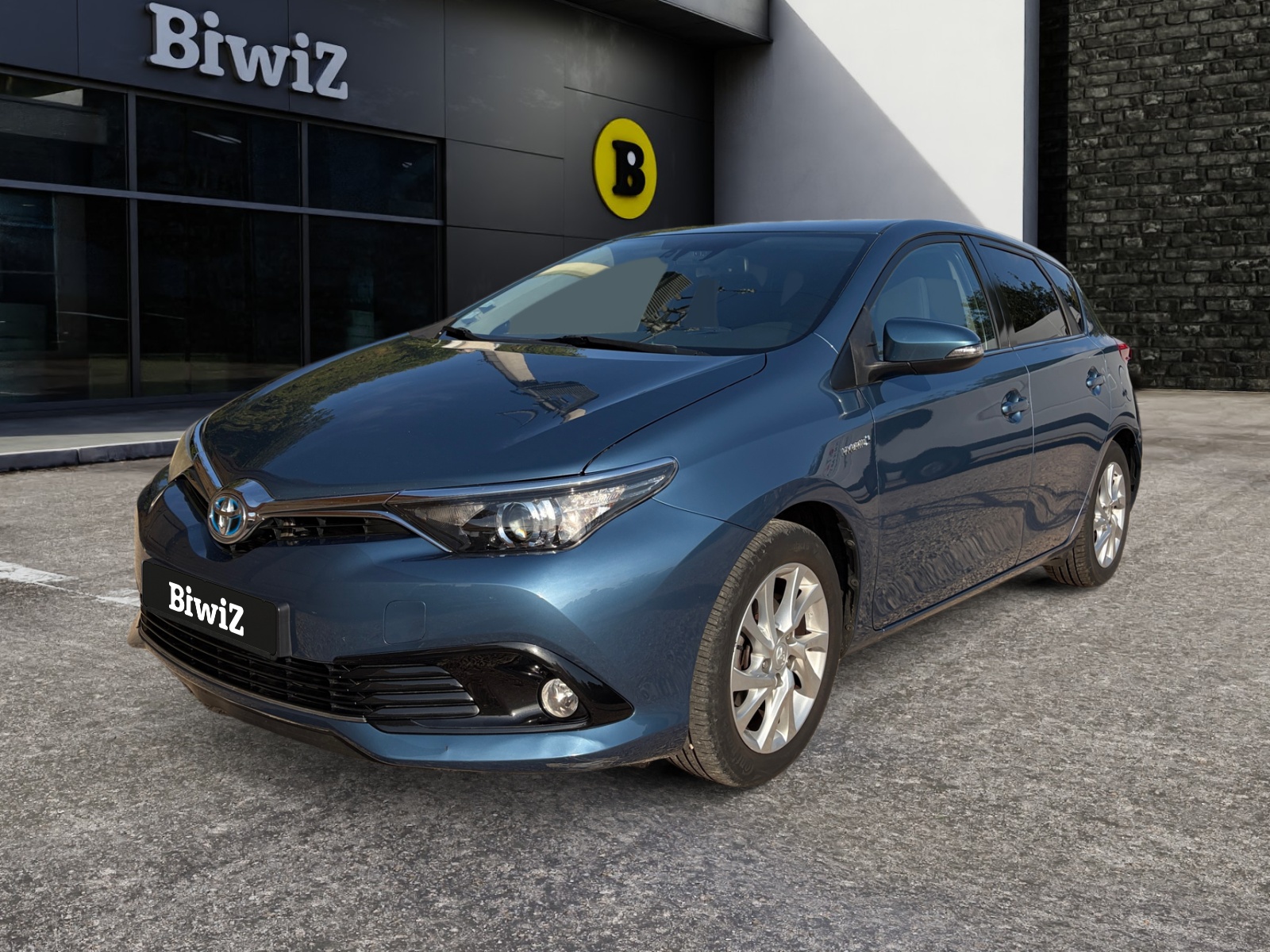 Toyota Auris 1.8 Hsd 136 ch Full-hybrid Dynamic Business