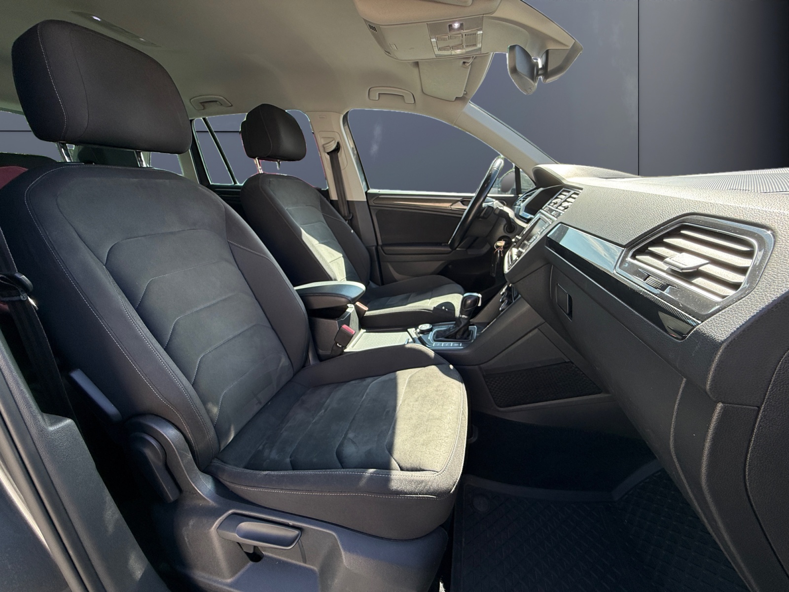 Volkswagen Tiguan 11