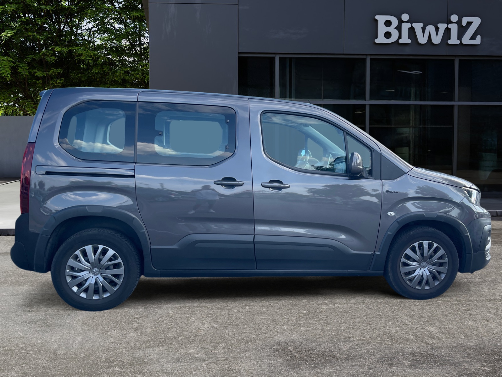 Peugeot Rifter 5