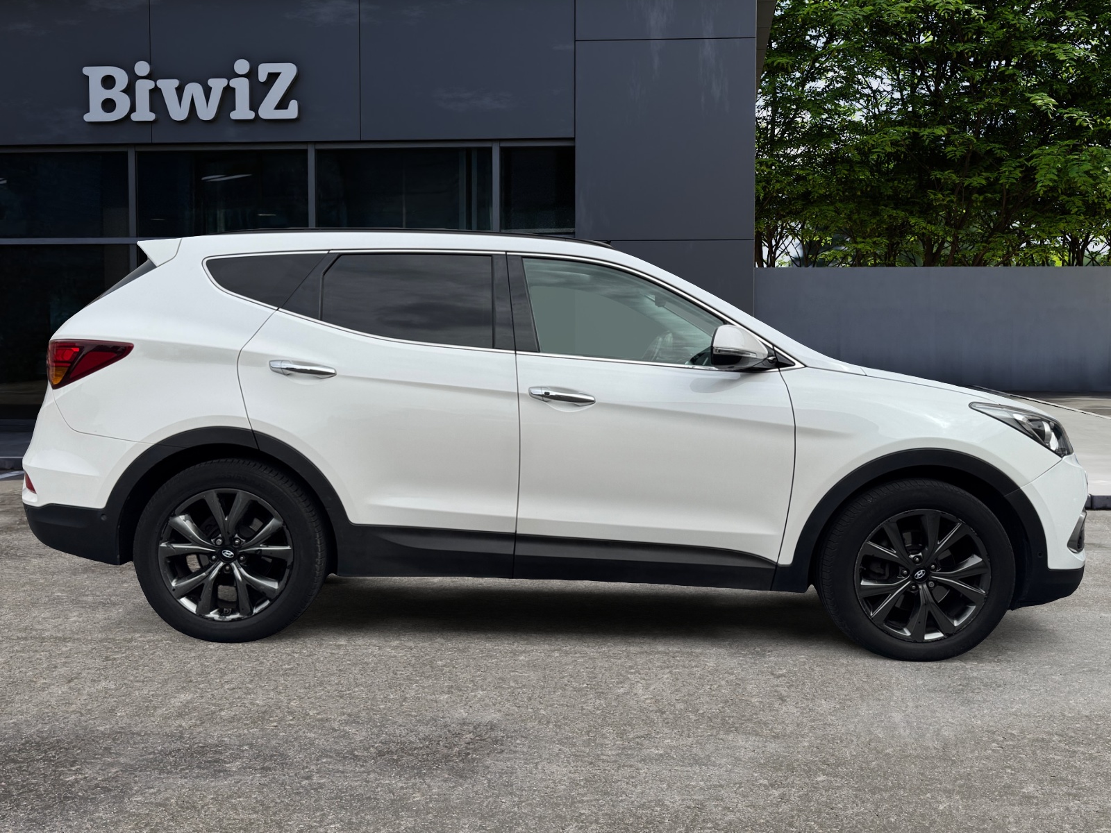 Hyundai Santa Fe 5