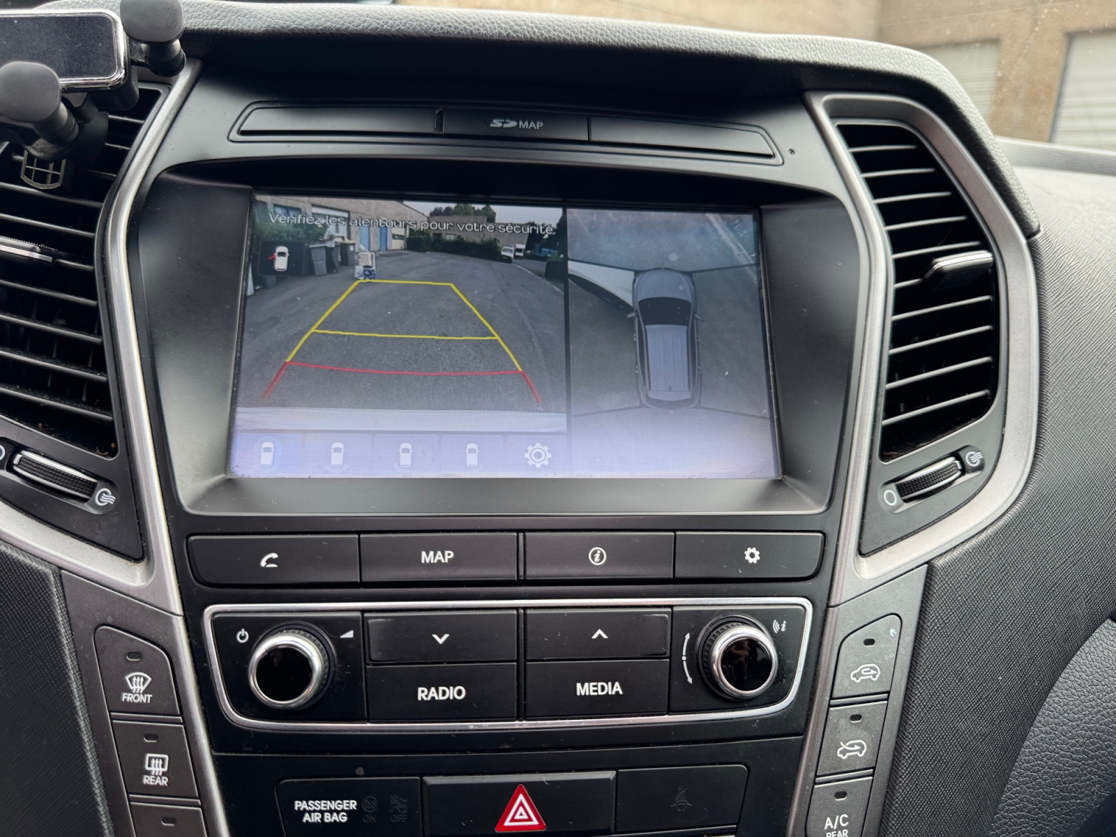 Hyundai Santa Fe 26
