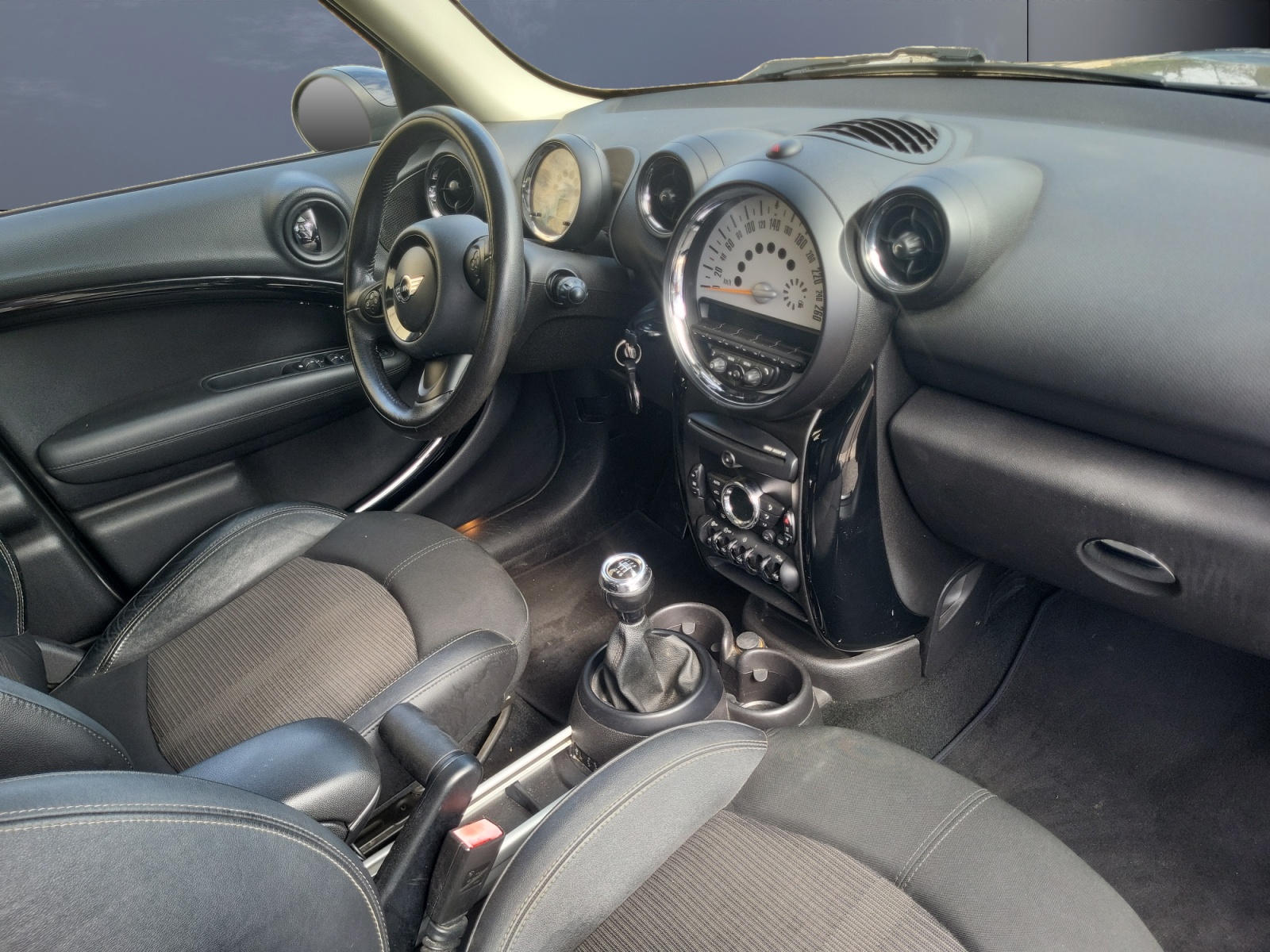 Mini Countryman 12
