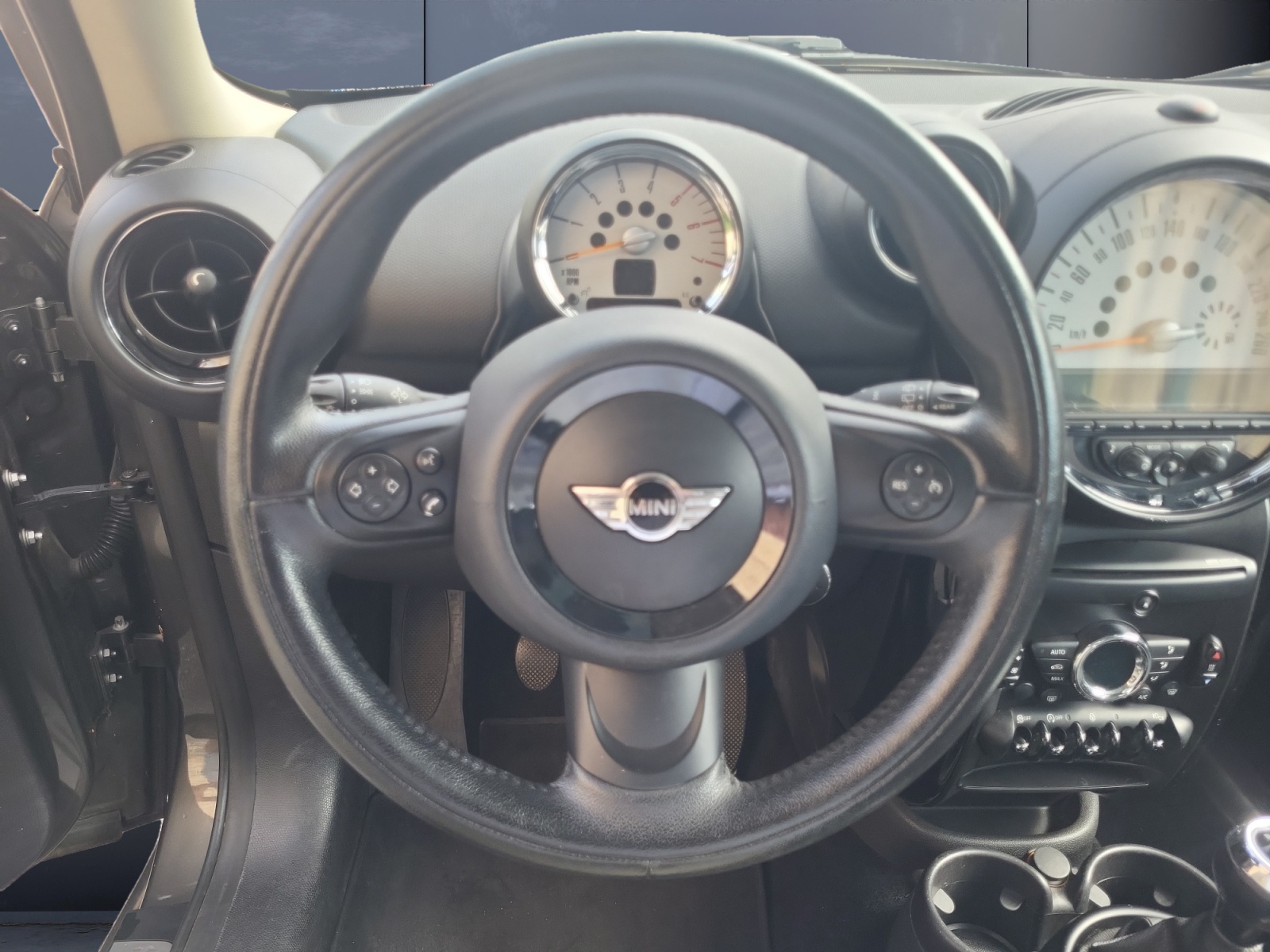 Mini Countryman 15