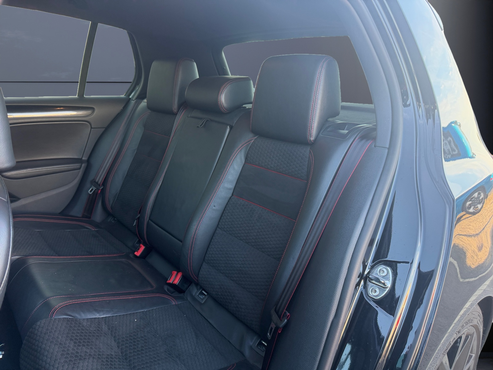 Volkswagen Golf 10