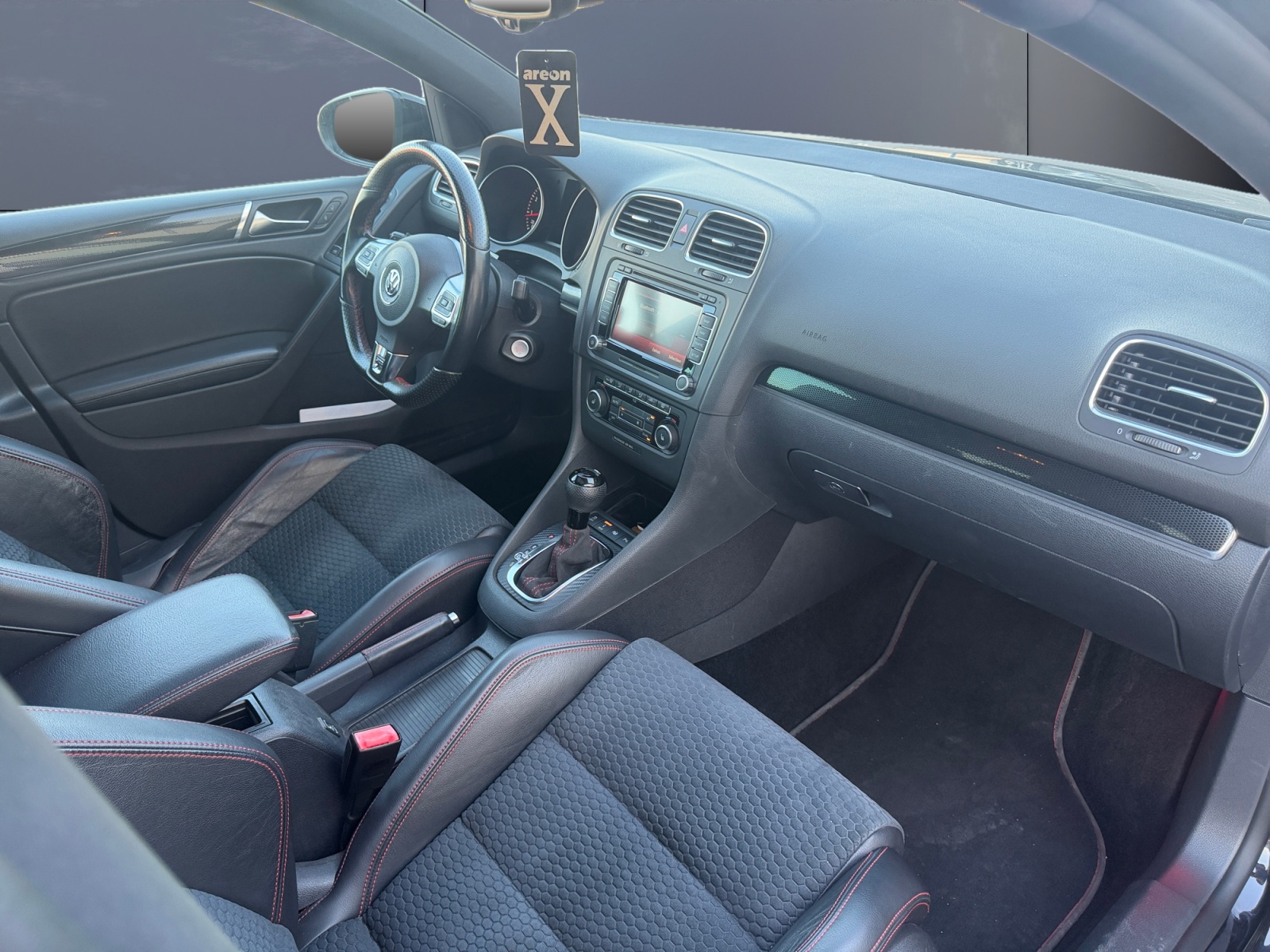 Volkswagen Golf 12