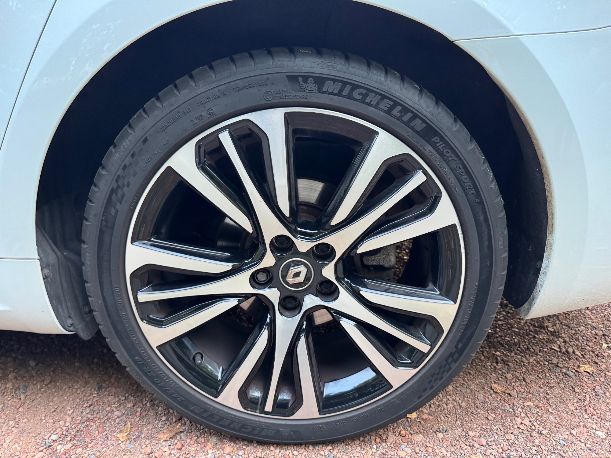 Renault Talisman 47