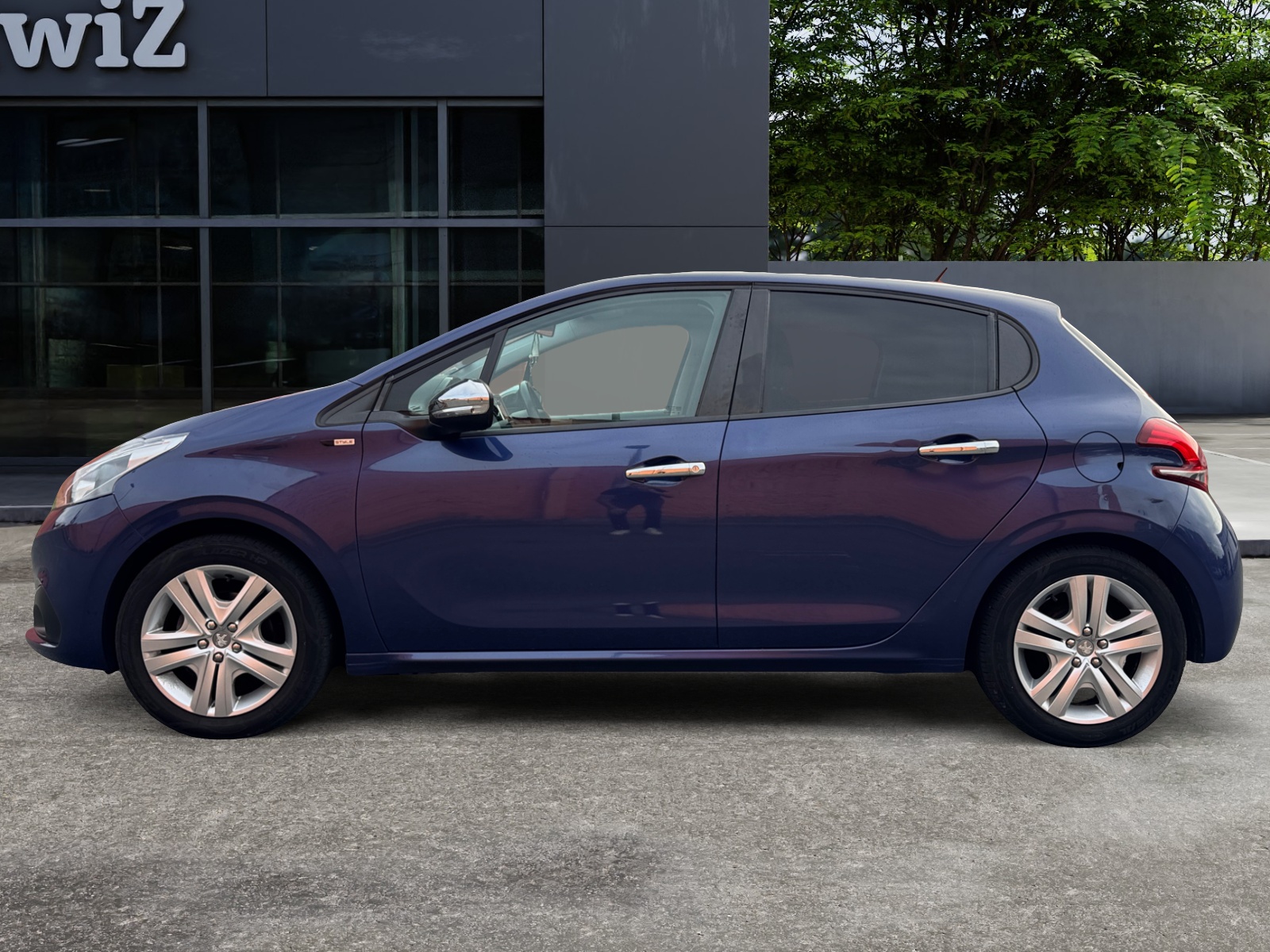 Peugeot 208 1