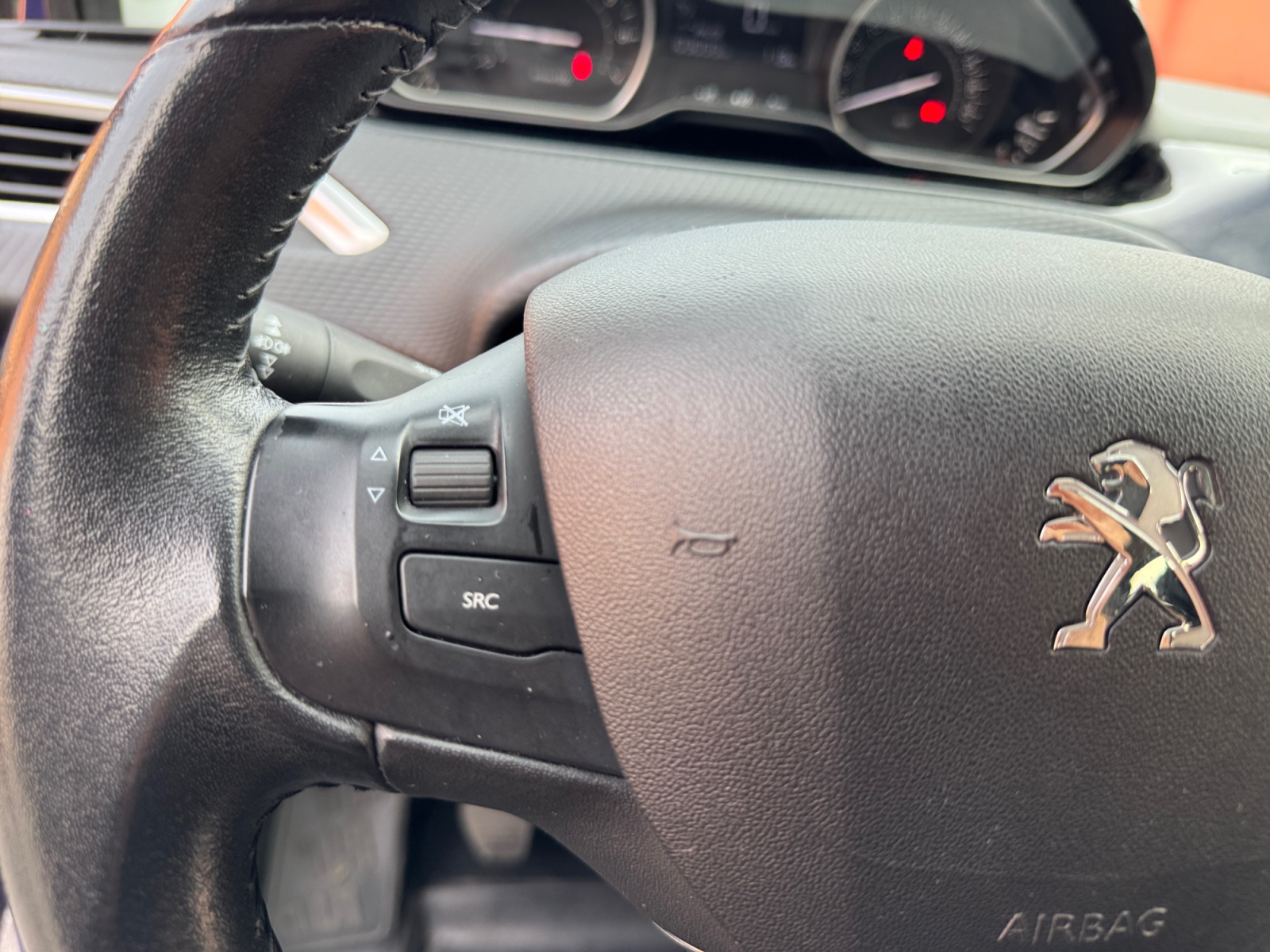 Peugeot 208 20