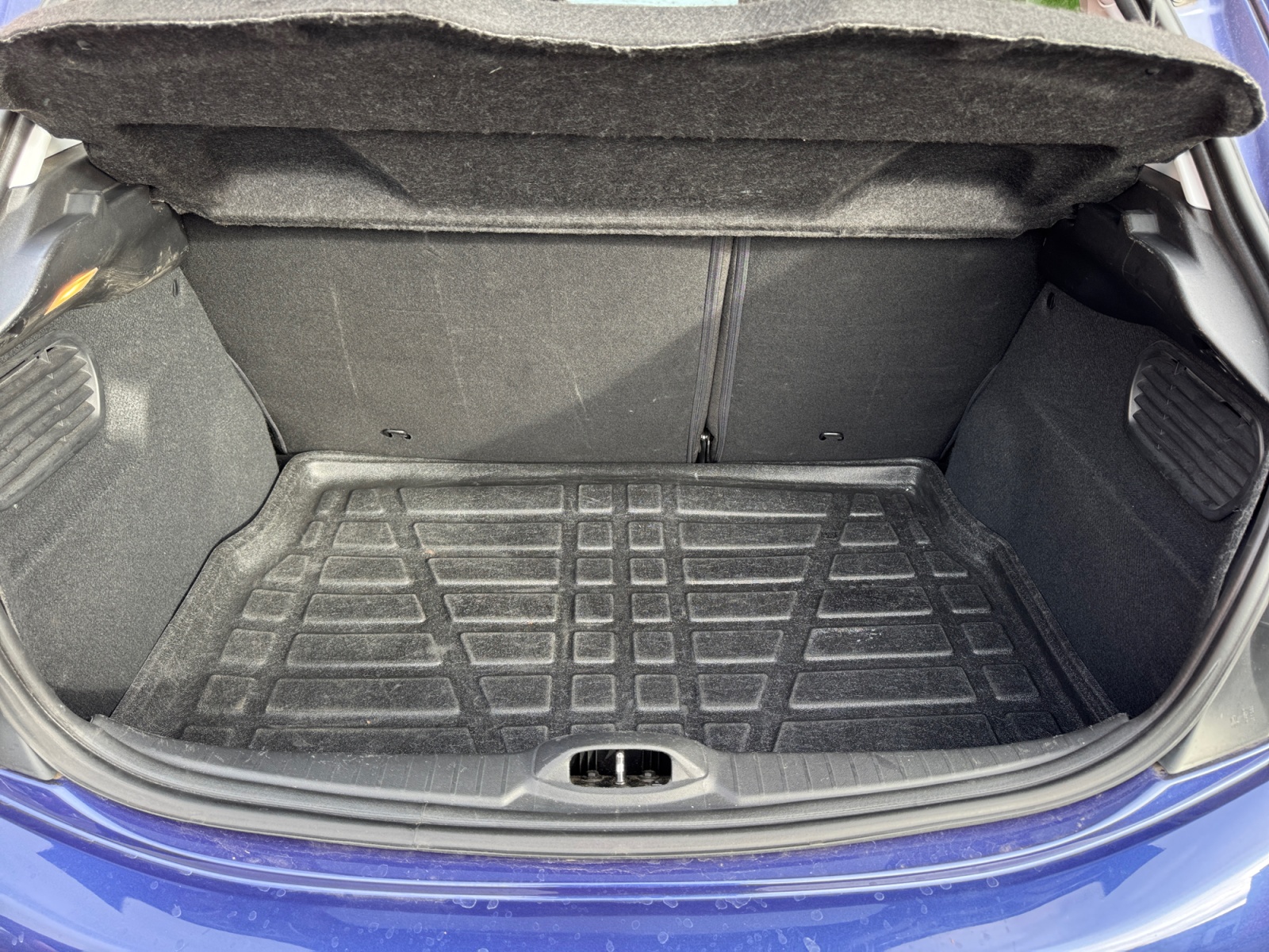 Peugeot 208 28
