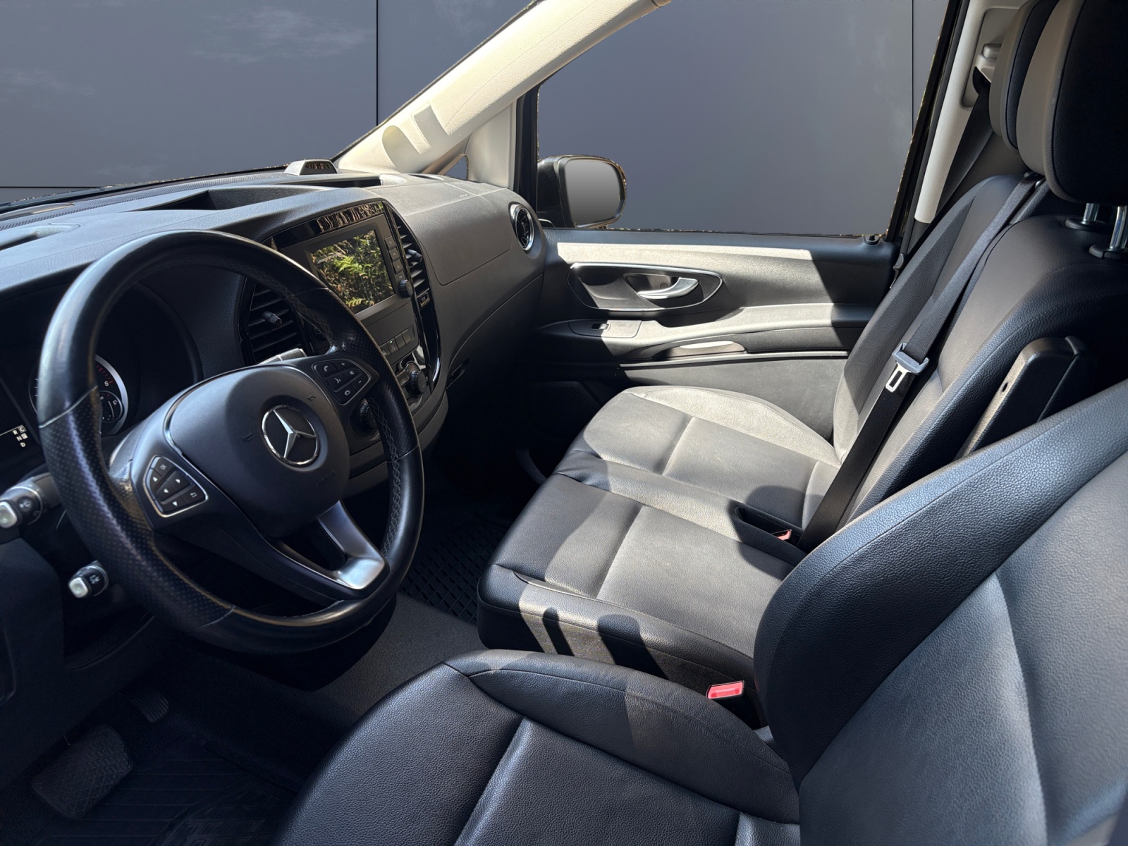 Mercedes-Benz Vito Vu 8