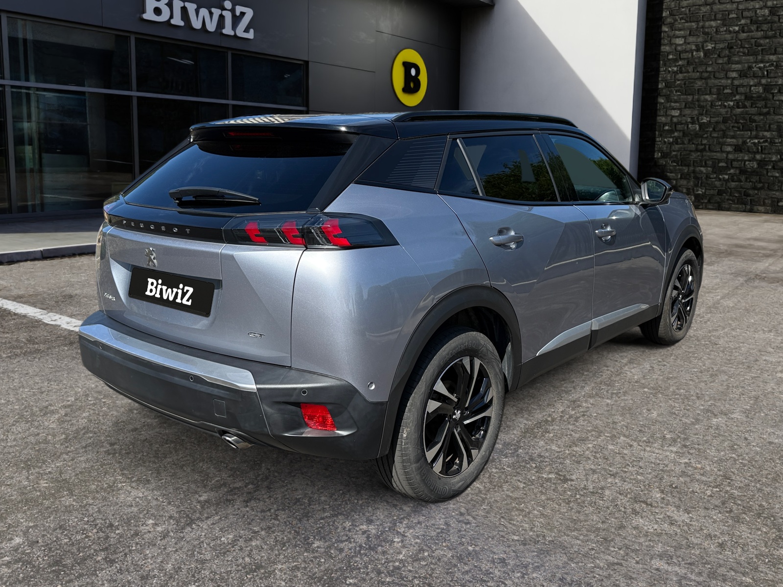 Peugeot 2008 4