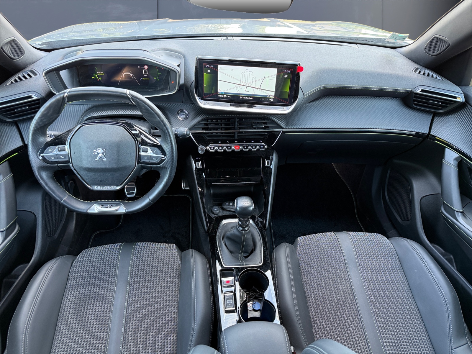 Peugeot 2008 14