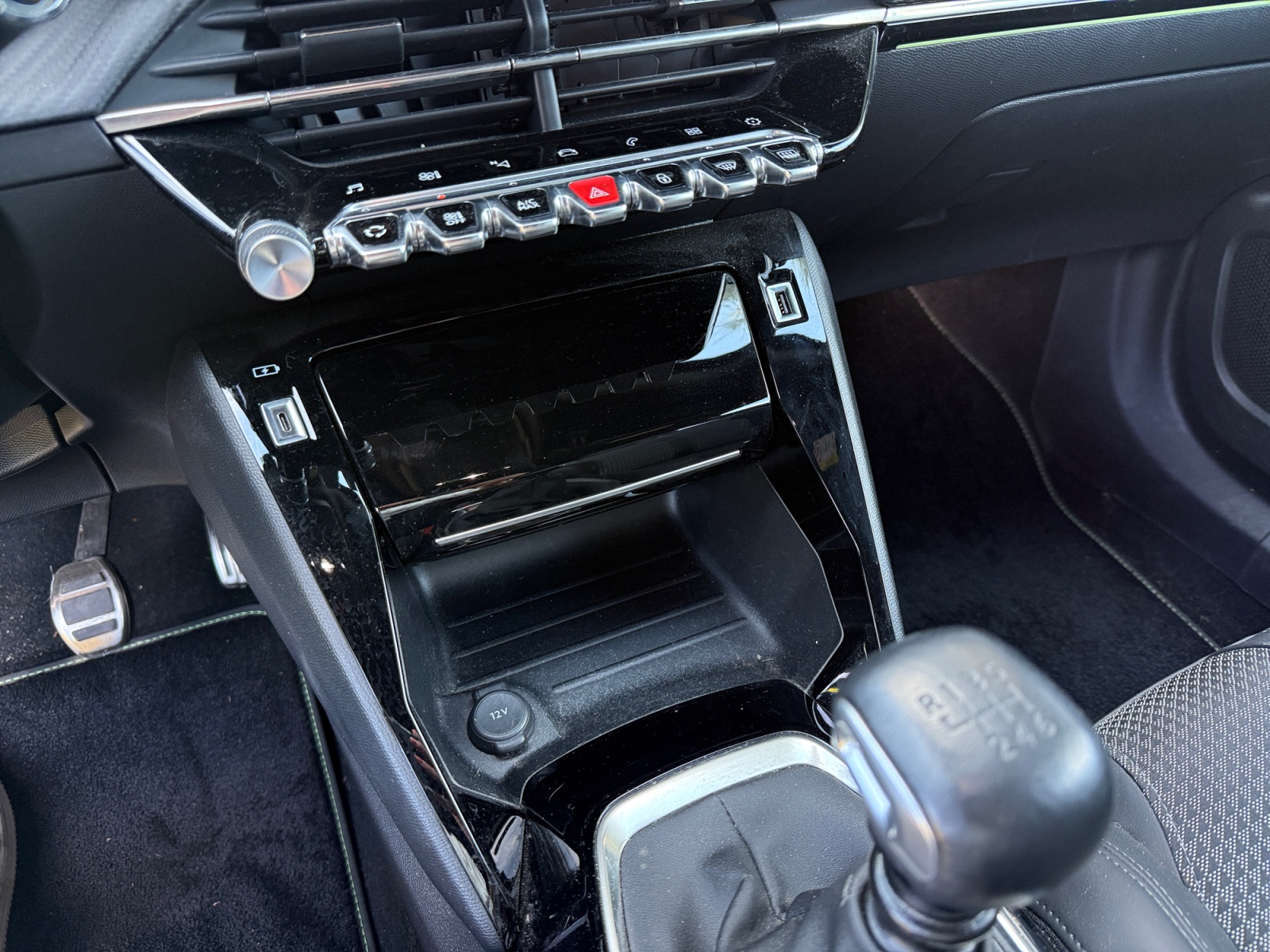 Peugeot 2008 18