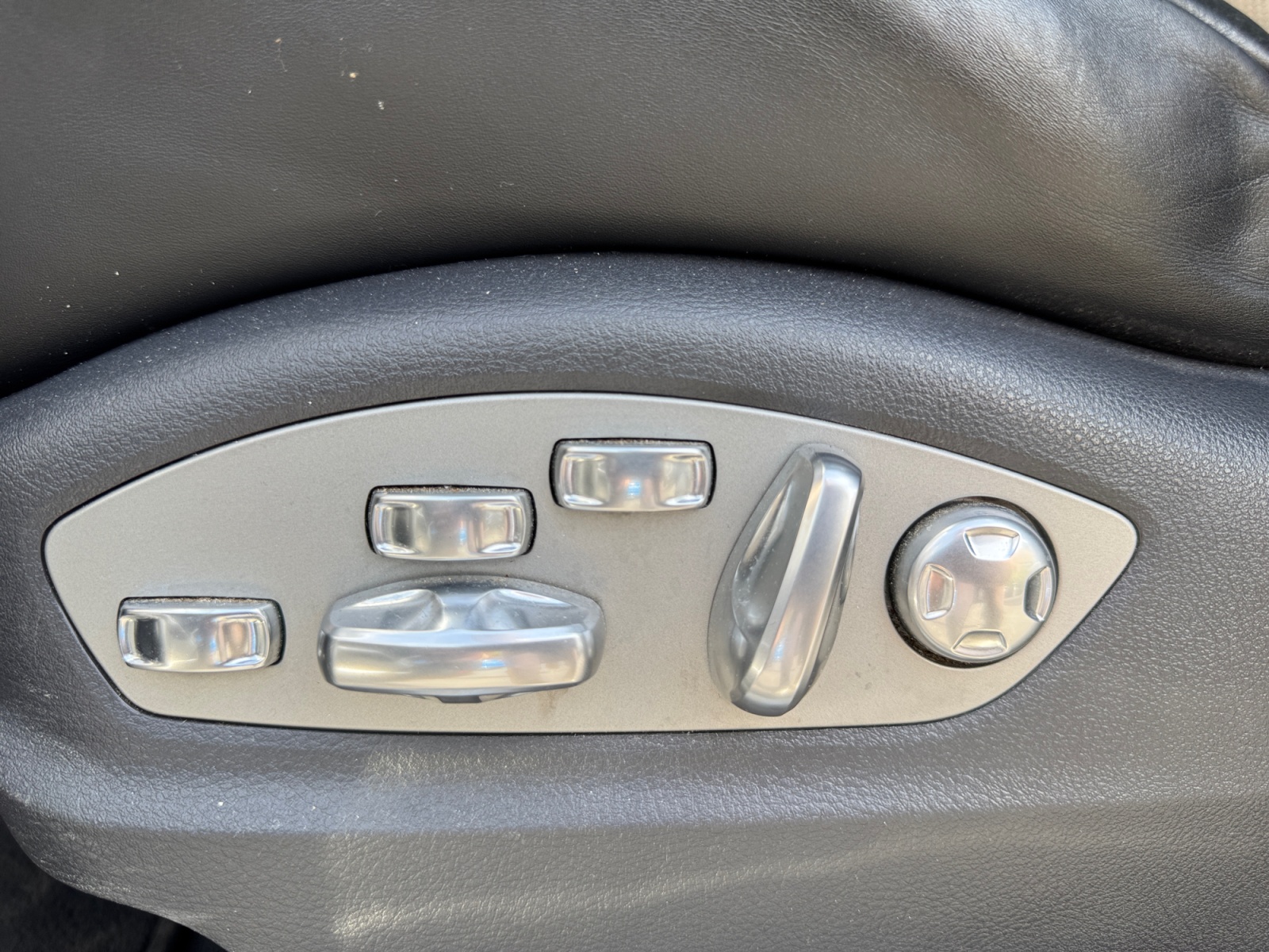 Porsche Macan 23