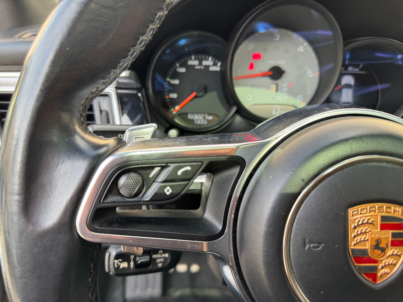Porsche Macan 26