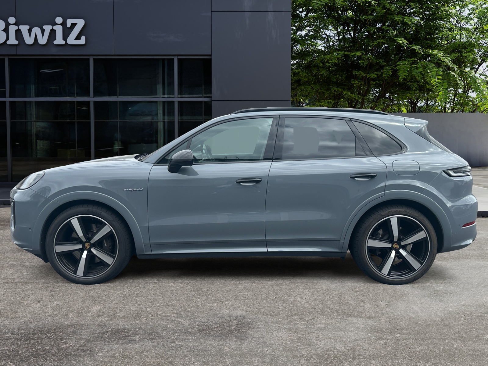 Porsche Cayenne 1