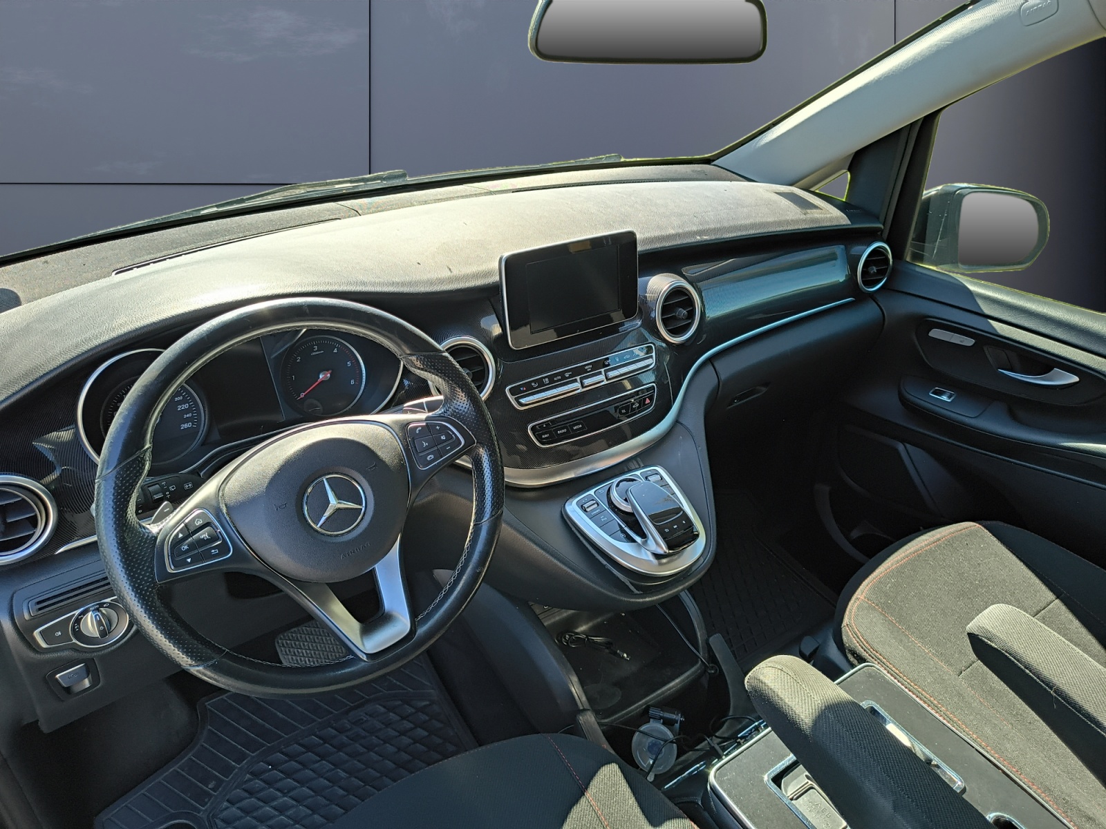 Mercedes-Benz Classe V 8