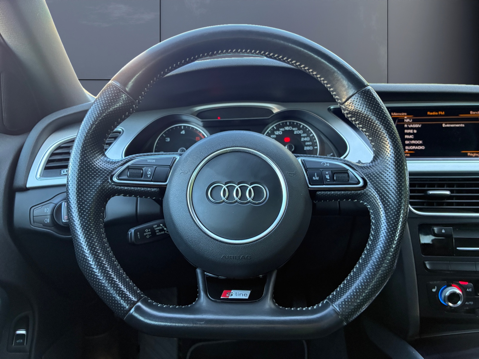 Audi A4 15