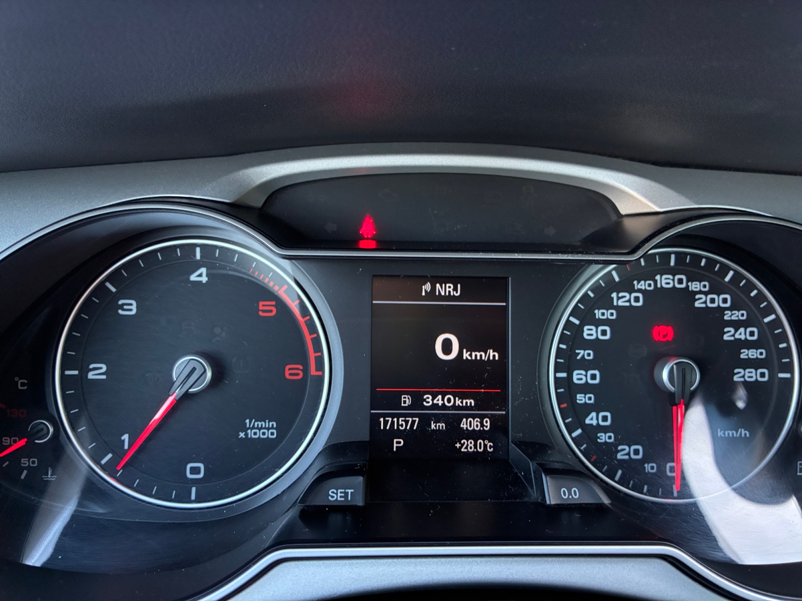 Audi A4 16