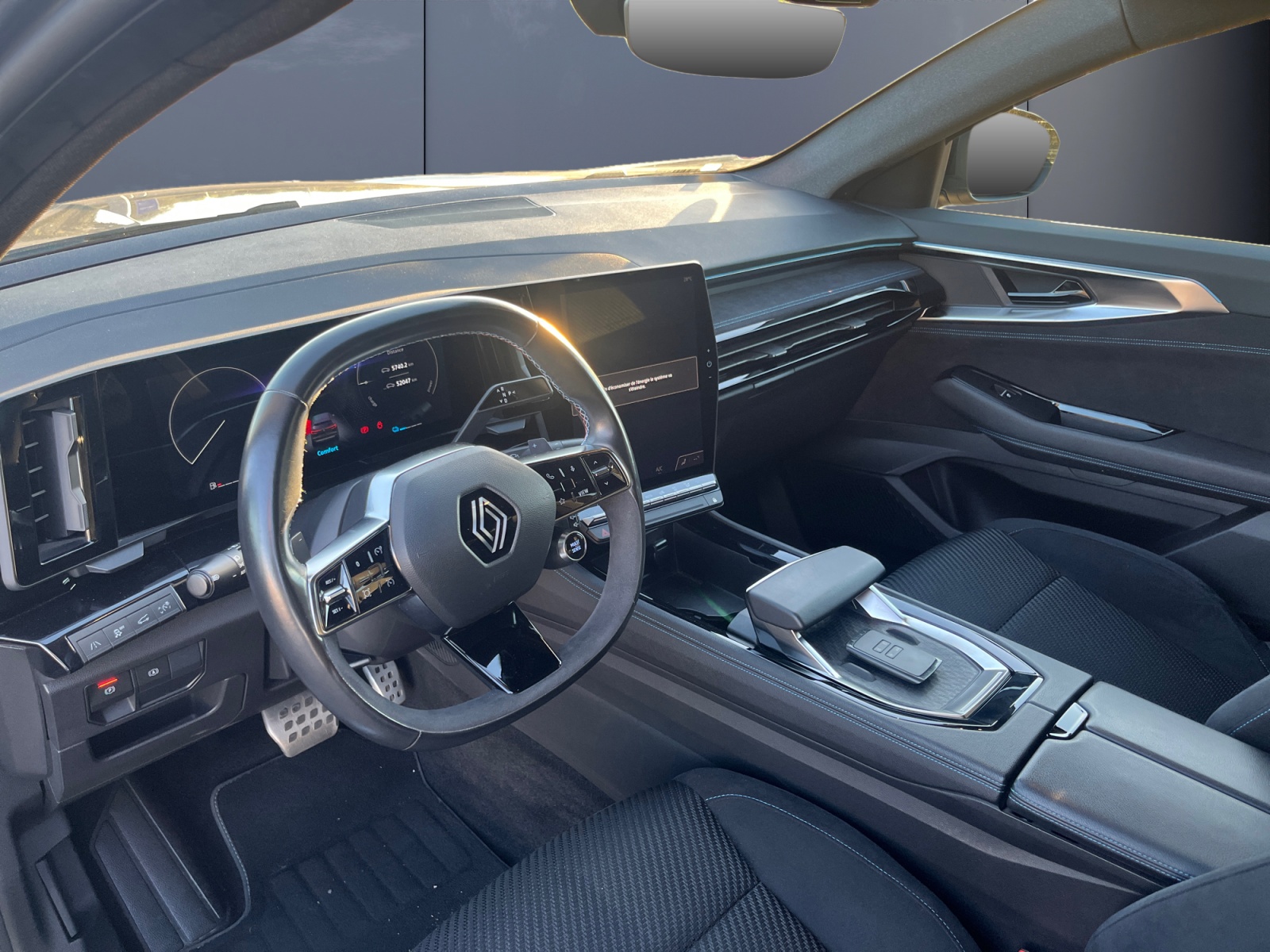 Renault Austral 8