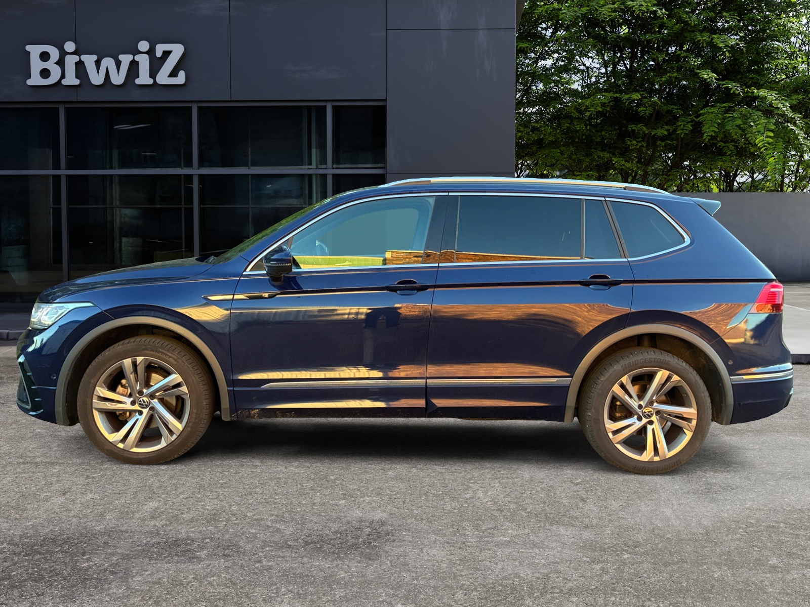 Volkswagen Tiguan 1