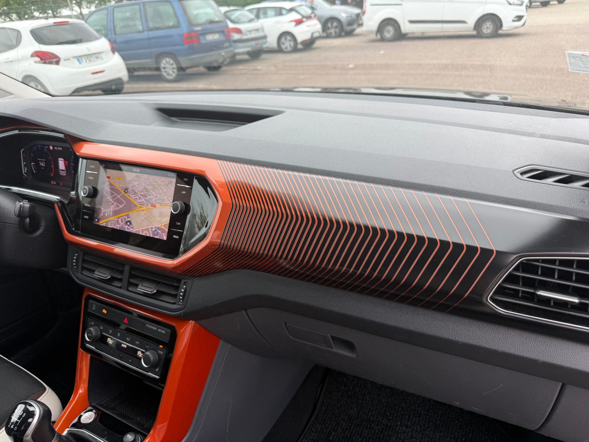 Volkswagen T-Cross 30