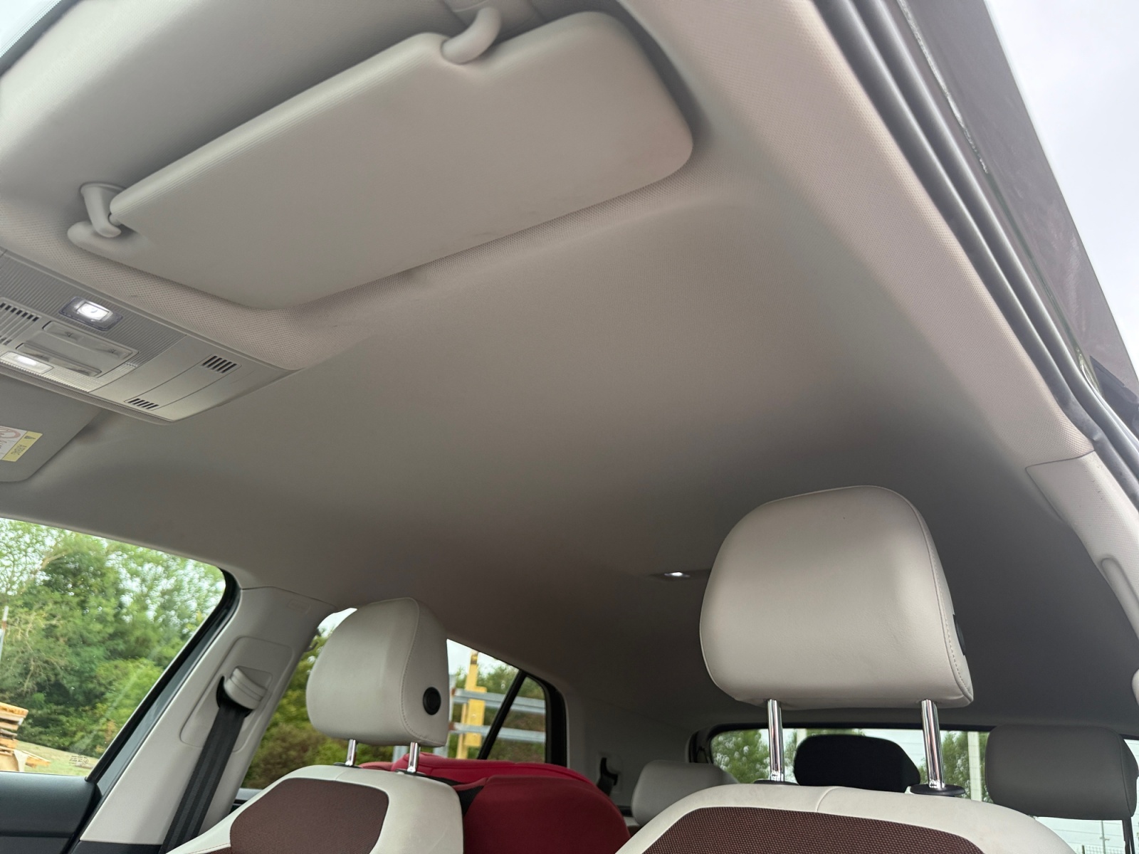 Volkswagen T-Cross 32