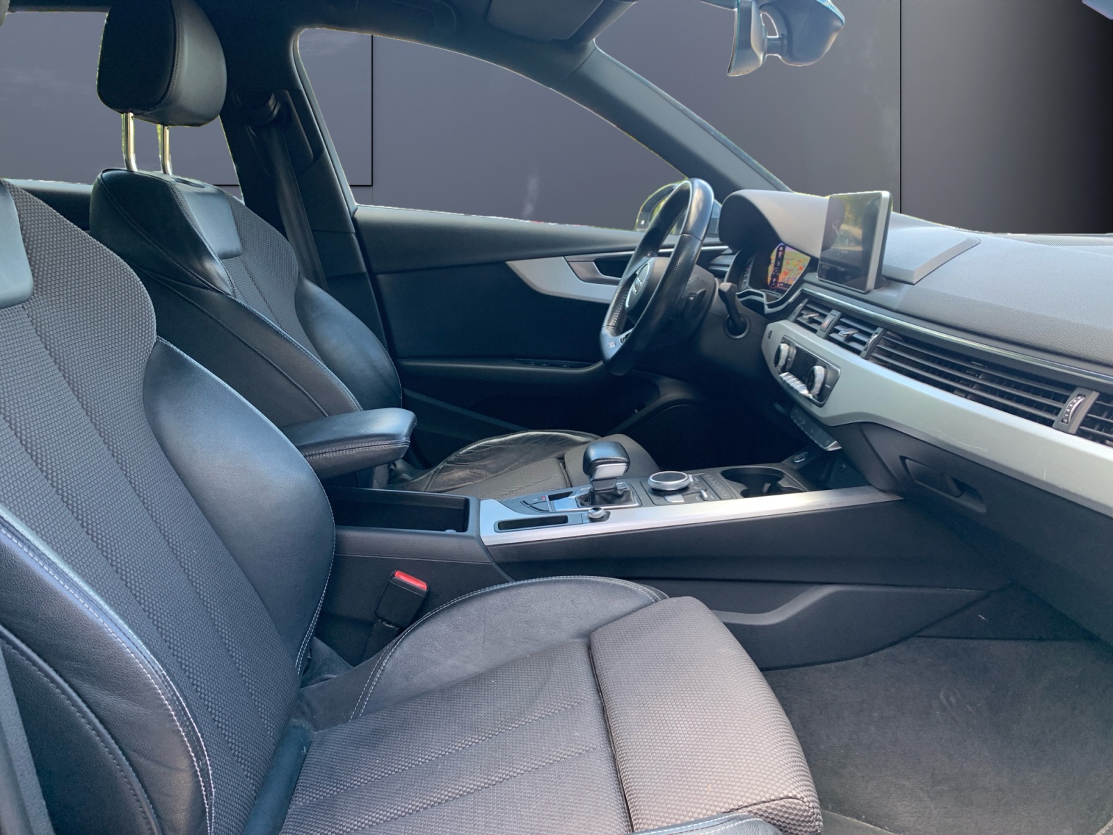 Audi A4 13
