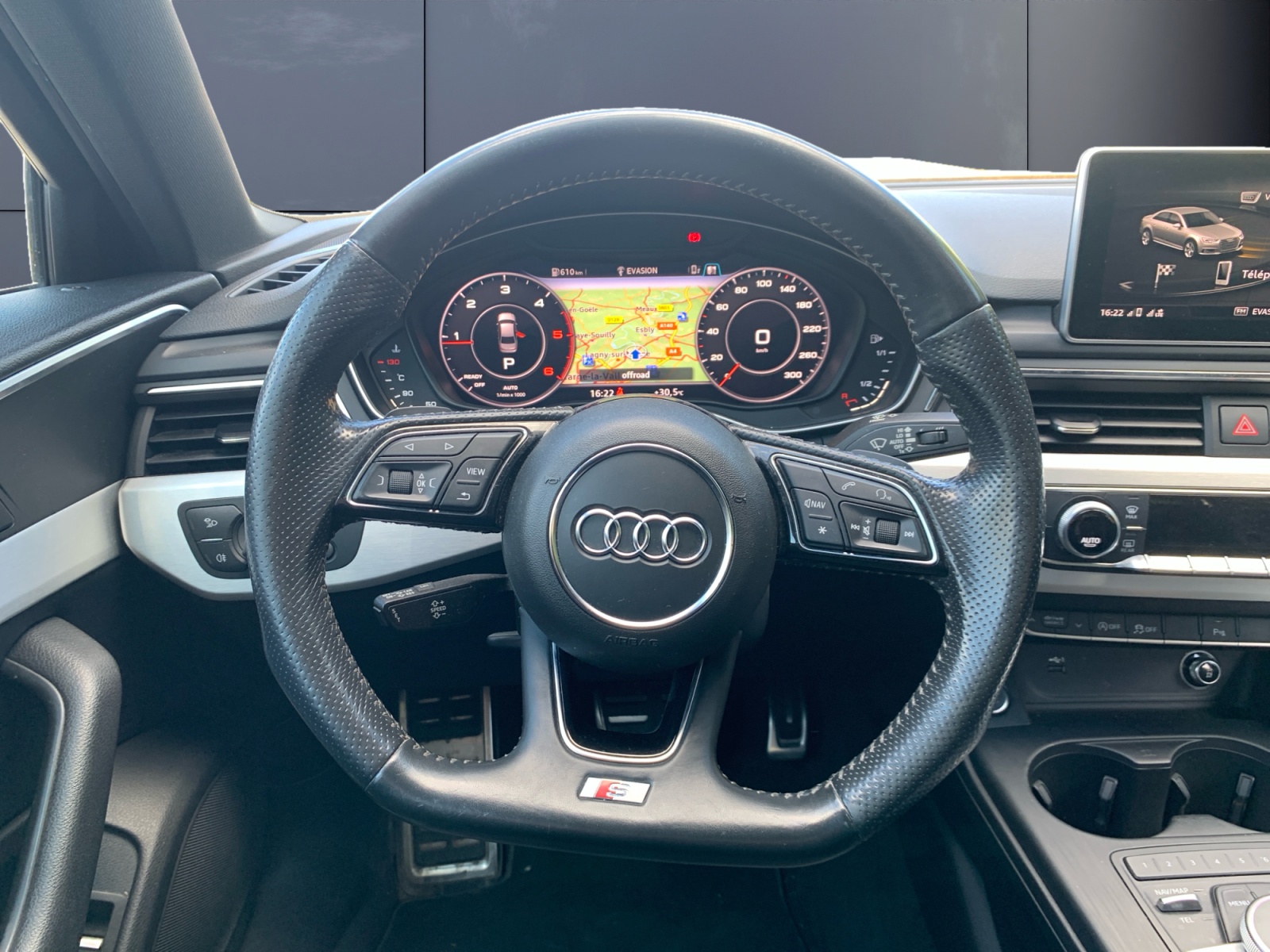 Audi A4 15