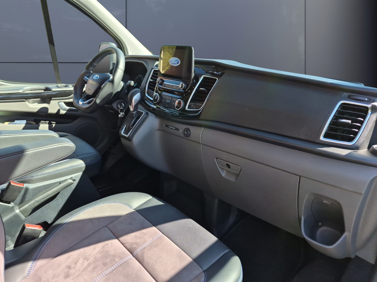 Ford Transit Custom 6
