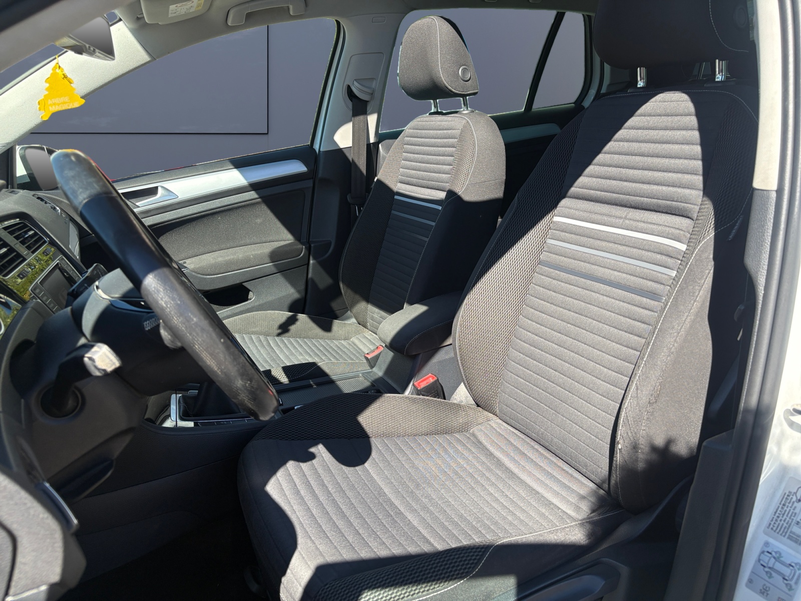 Volkswagen Golf 9