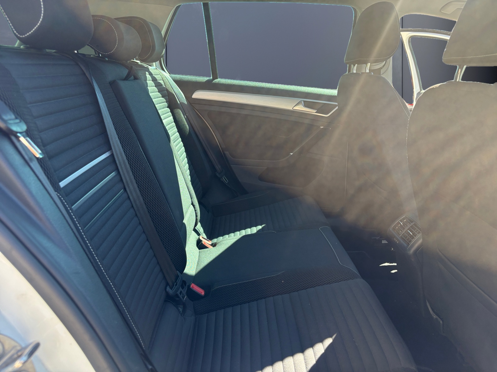 Volkswagen Golf 11