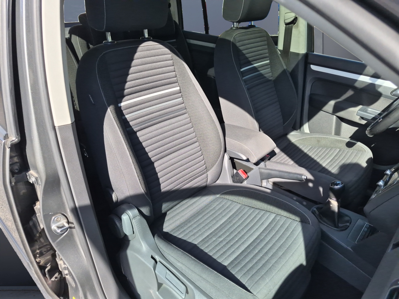 Volkswagen Touran 13