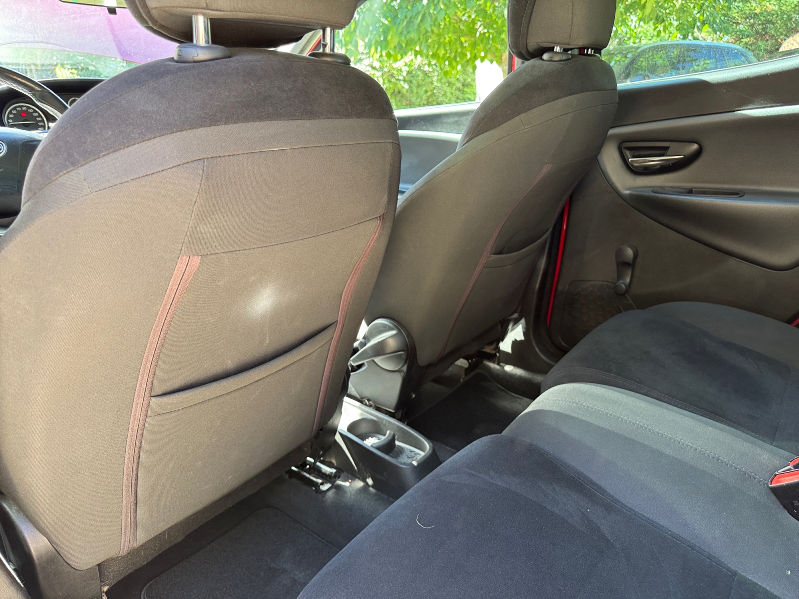 Lancia Ypsilon 16