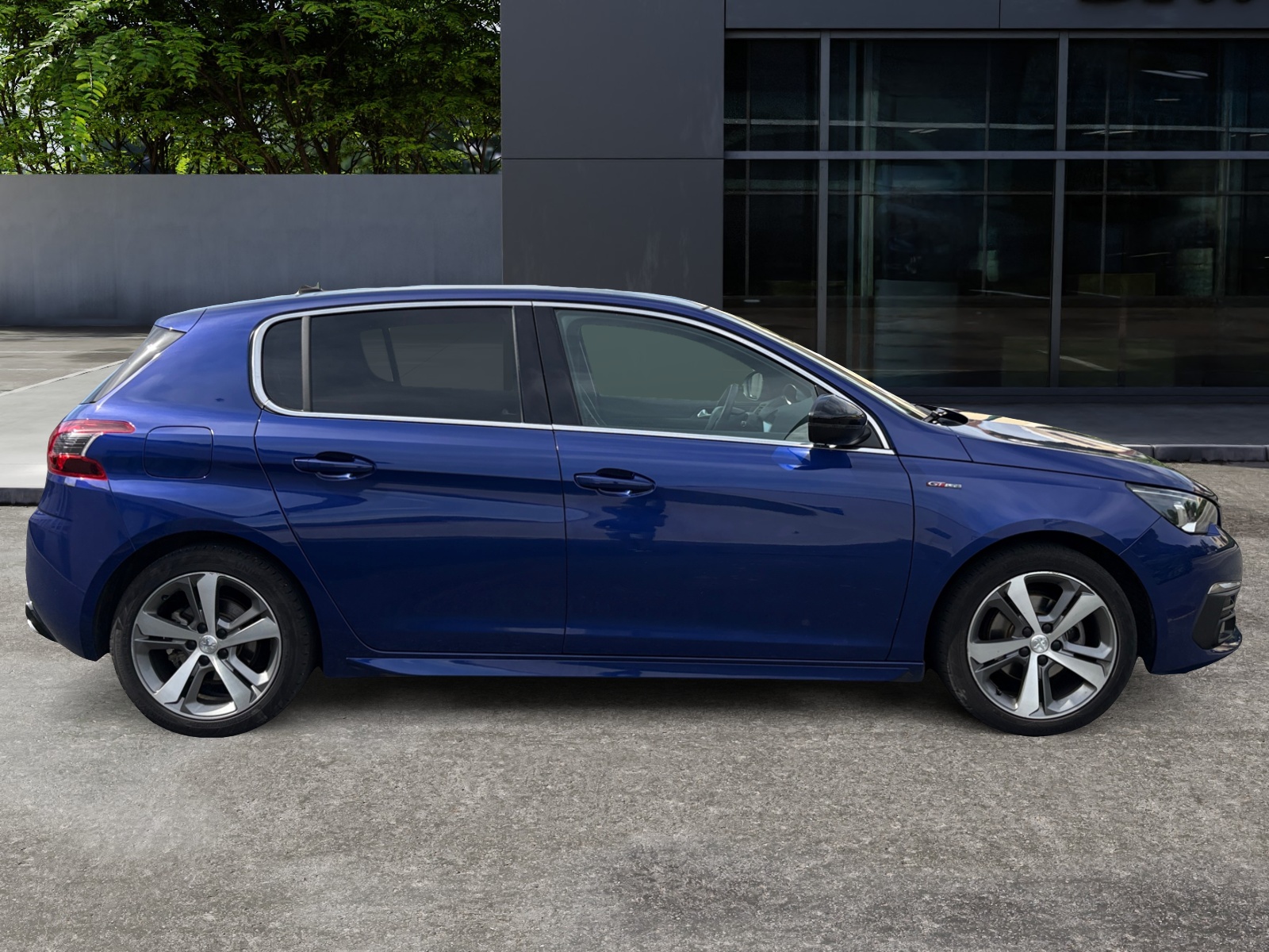 Peugeot 308 5