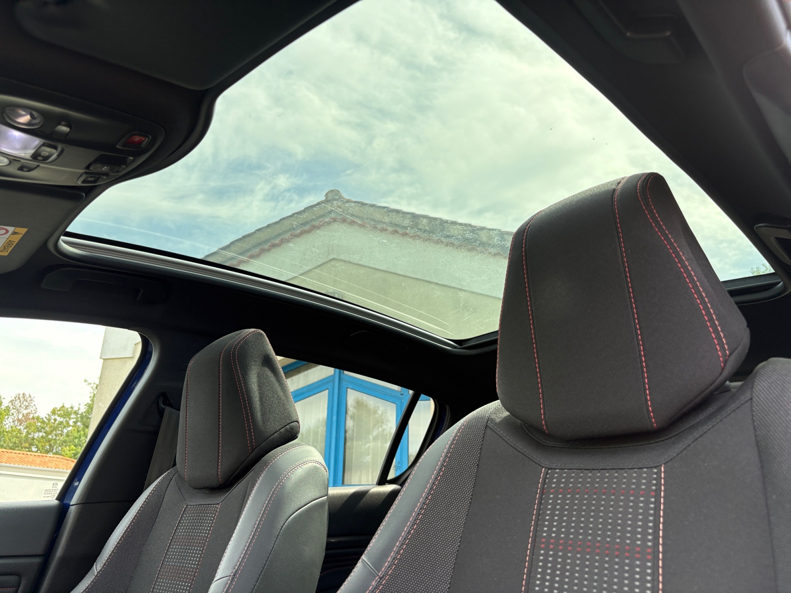 Peugeot 308 10
