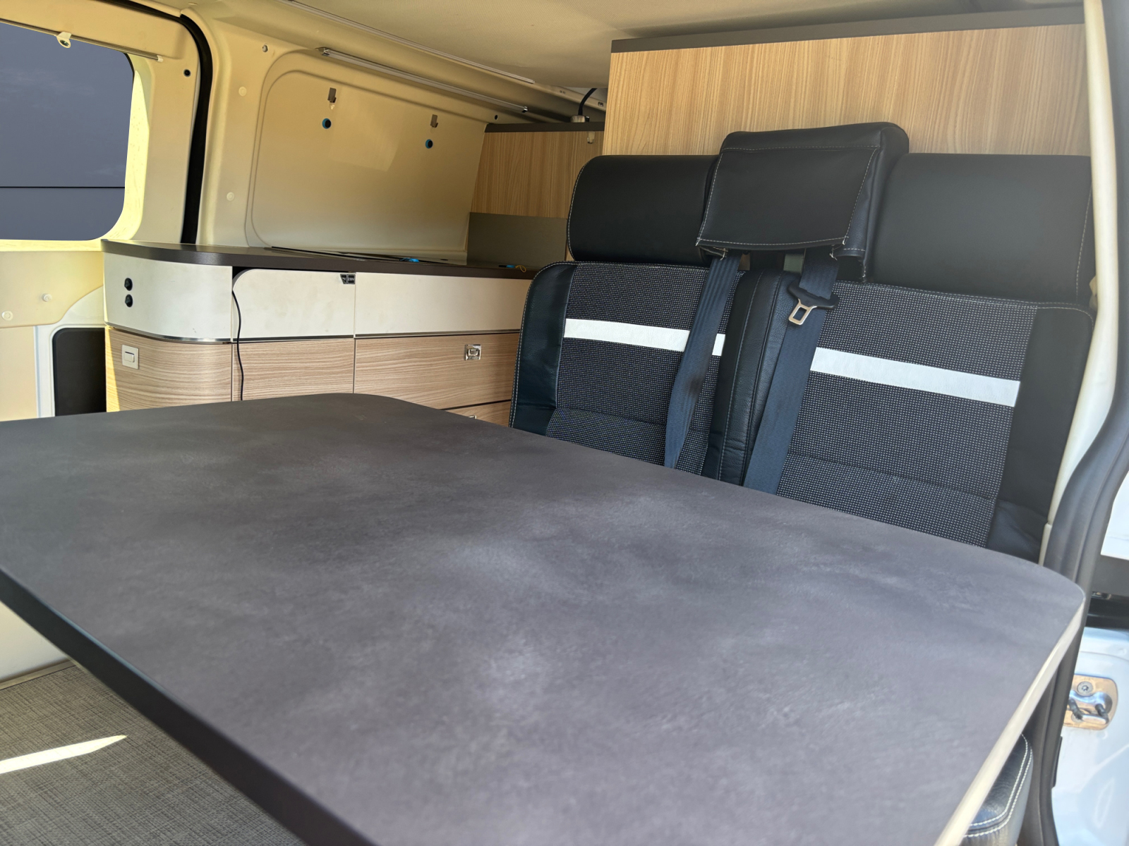 Ford Transit Custom Vu 10