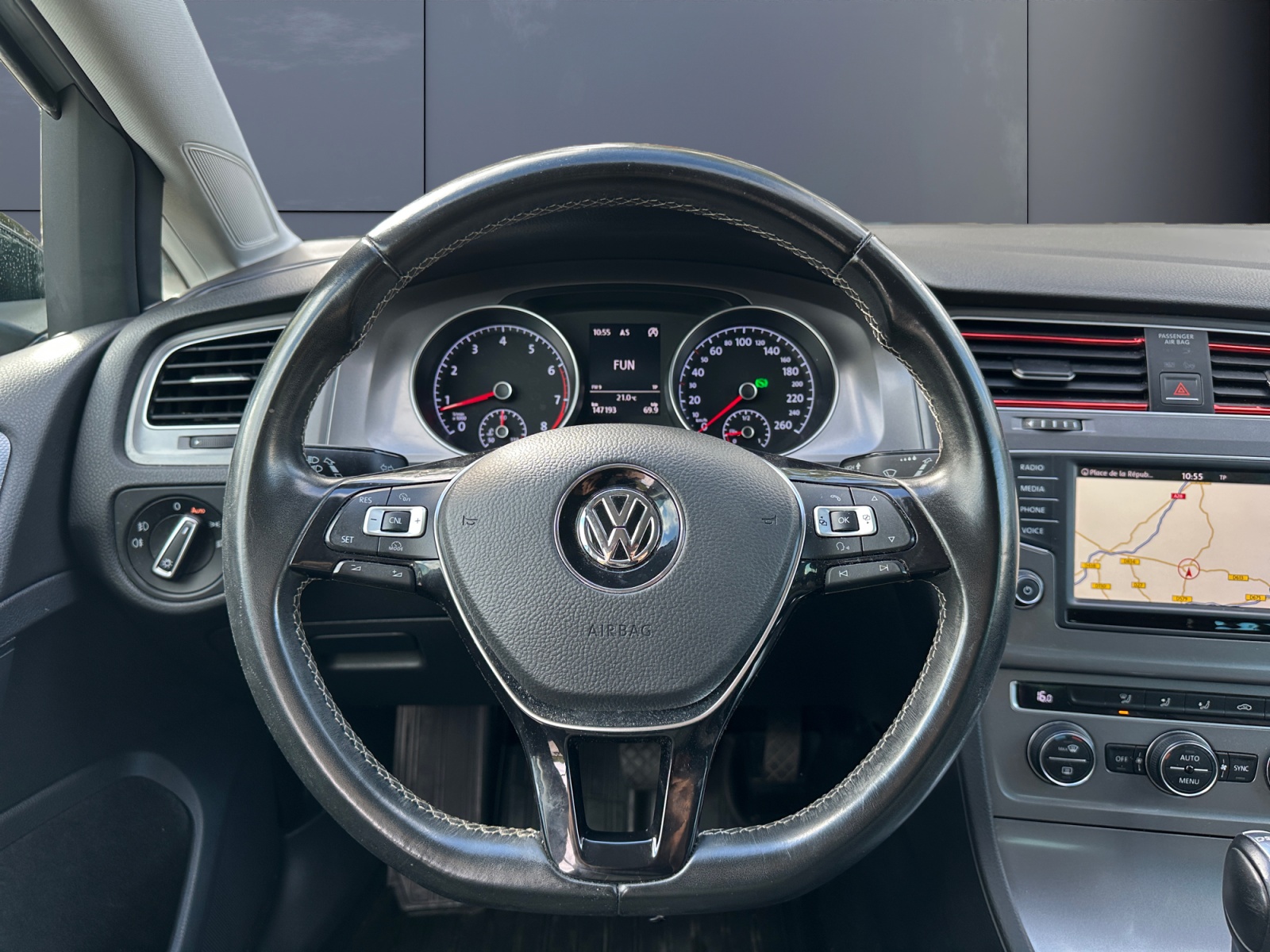 Volkswagen Golf 15