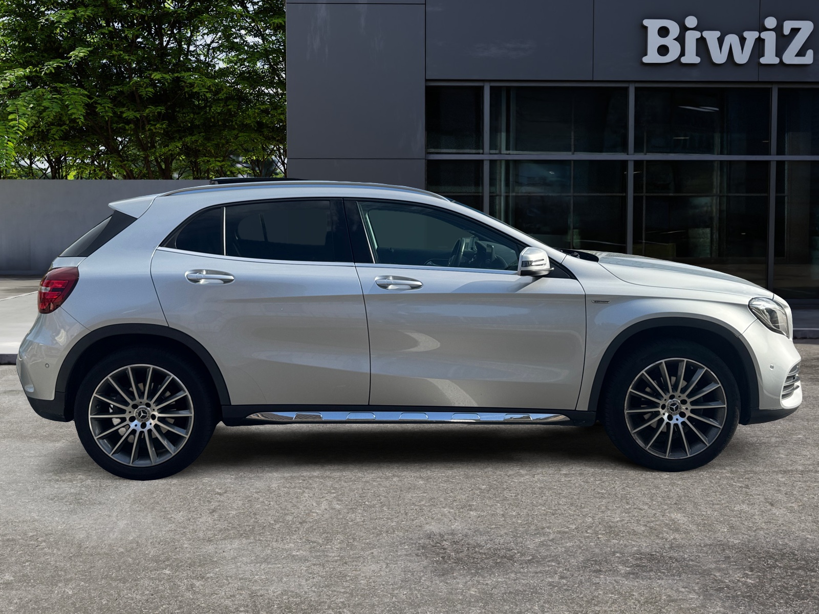 Mercedes-Benz Gla 5