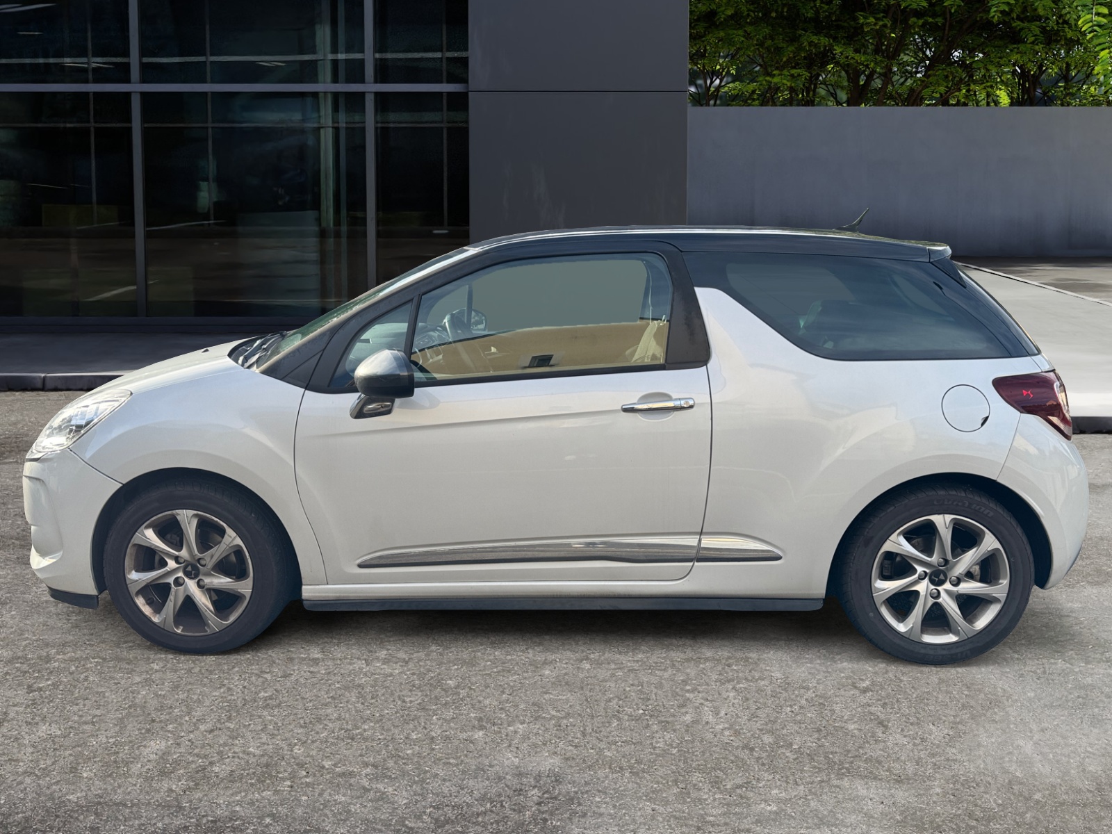 Ds Automobiles Ds3 1